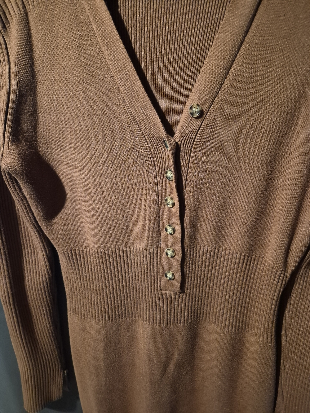 H&M Chocolate Brown V-Neck Ribbed Button-Front Dress - Picture 2 of 5